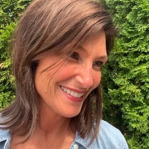 Meet your Posher, Julie